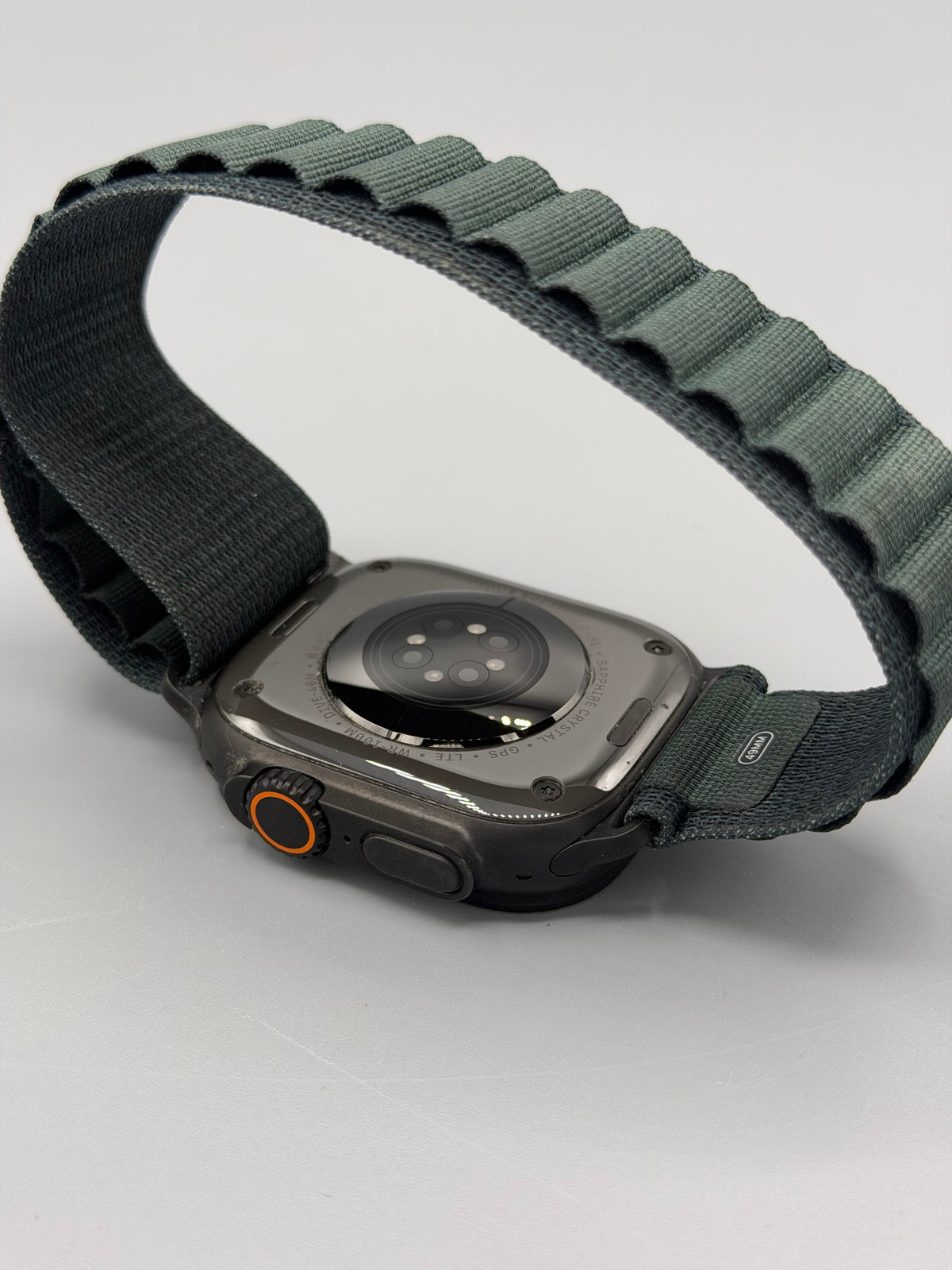 Apple Watch Ultra 2, GPS, Cellular, 49MM, Baterie 96%,Black Titanium, Curea Green Alpine