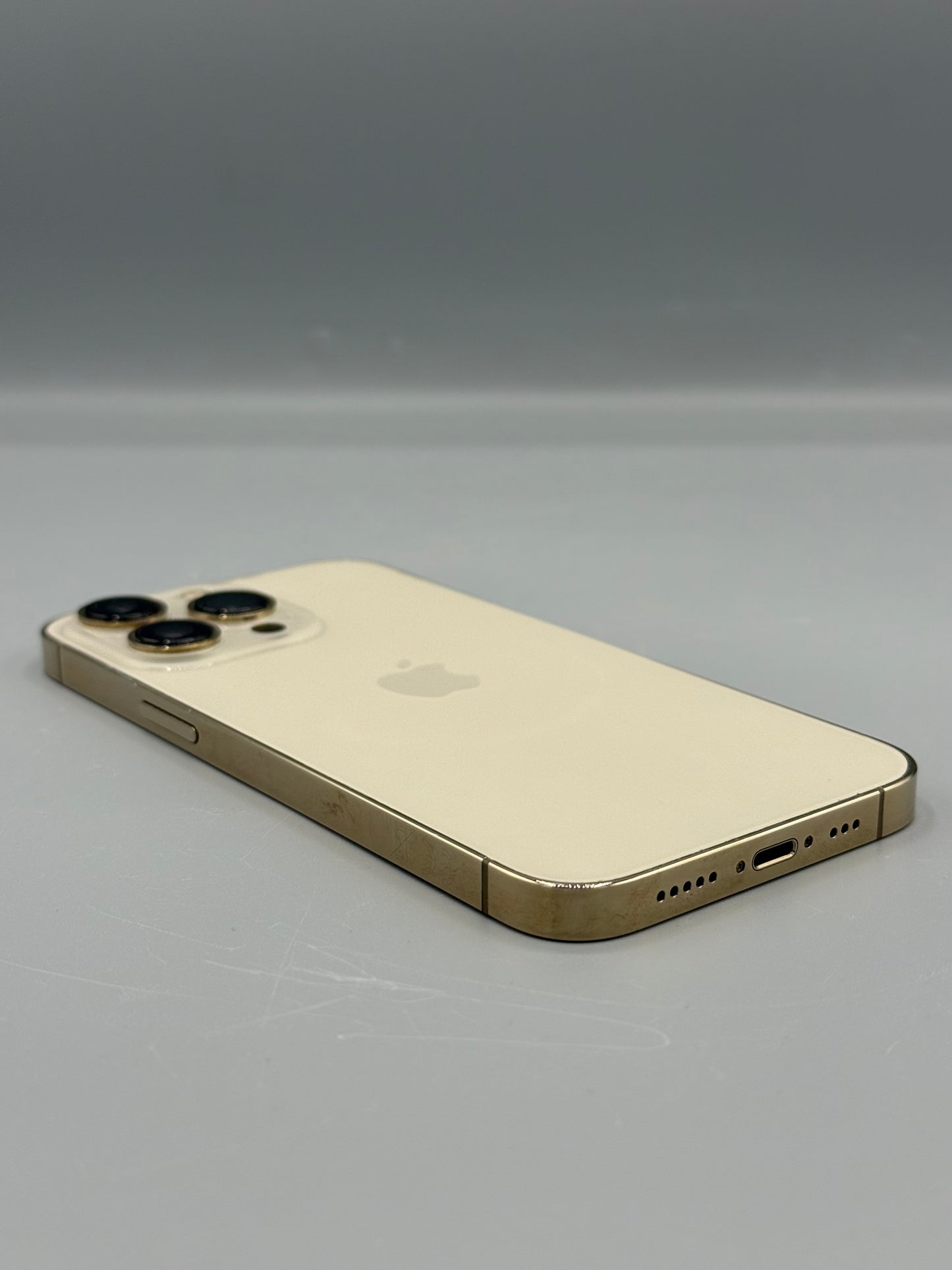 iPhone 13 Pro, 256 GB, Baterie 100%, Gold