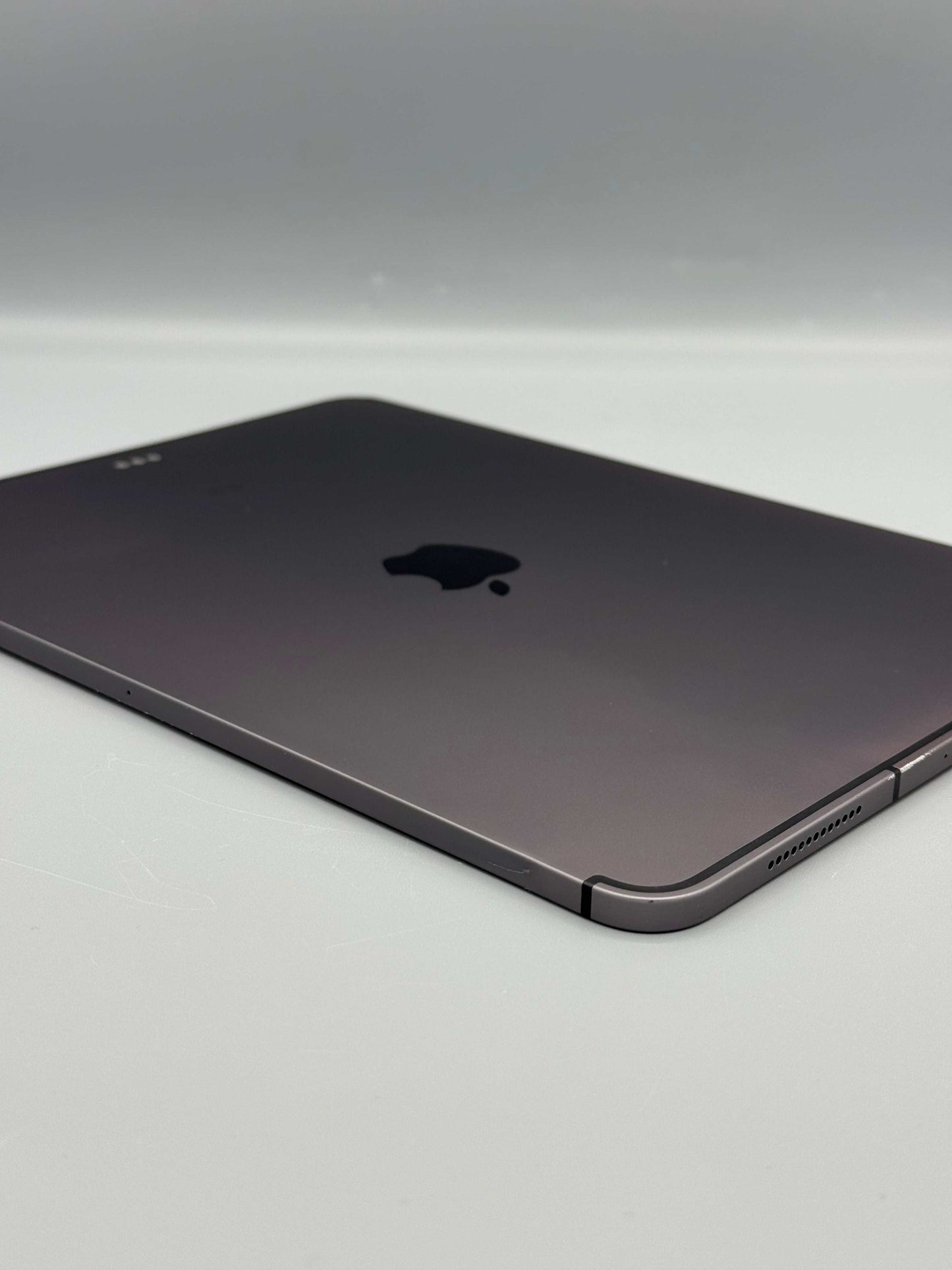 iPad Pro 11 | Cellular + WIFI | 64 GB | Space Grey