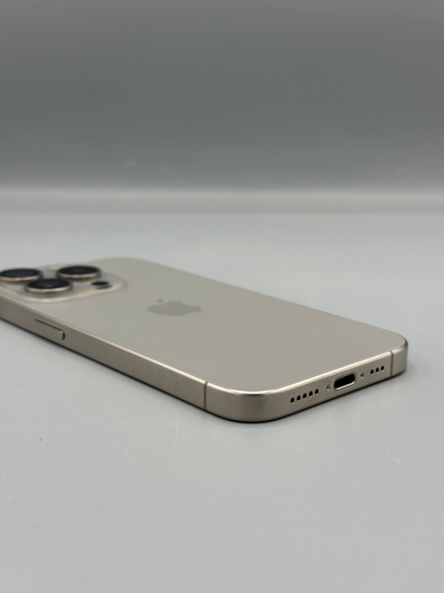 iPhone 15 Pro, 128GB, Baterie 96%,248 Cicluri, Natural Titanium