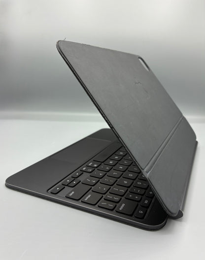 Tastatura Apple Magic pentru iPad Pro 11" (M4/M5), Second-Hand, Uzata,  Black