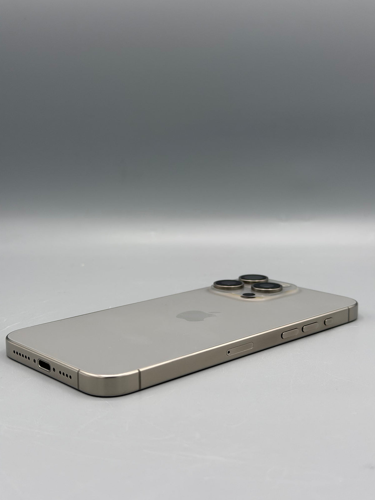 iPhone 15 Pro Max, 256 GB, Baterie 100%,86 Cicluri, Natural Titanium