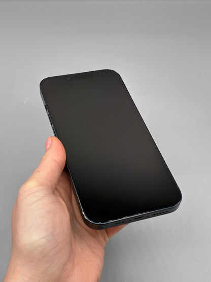 iPhone 13, 128 GB, Baterie 100%, Midnight