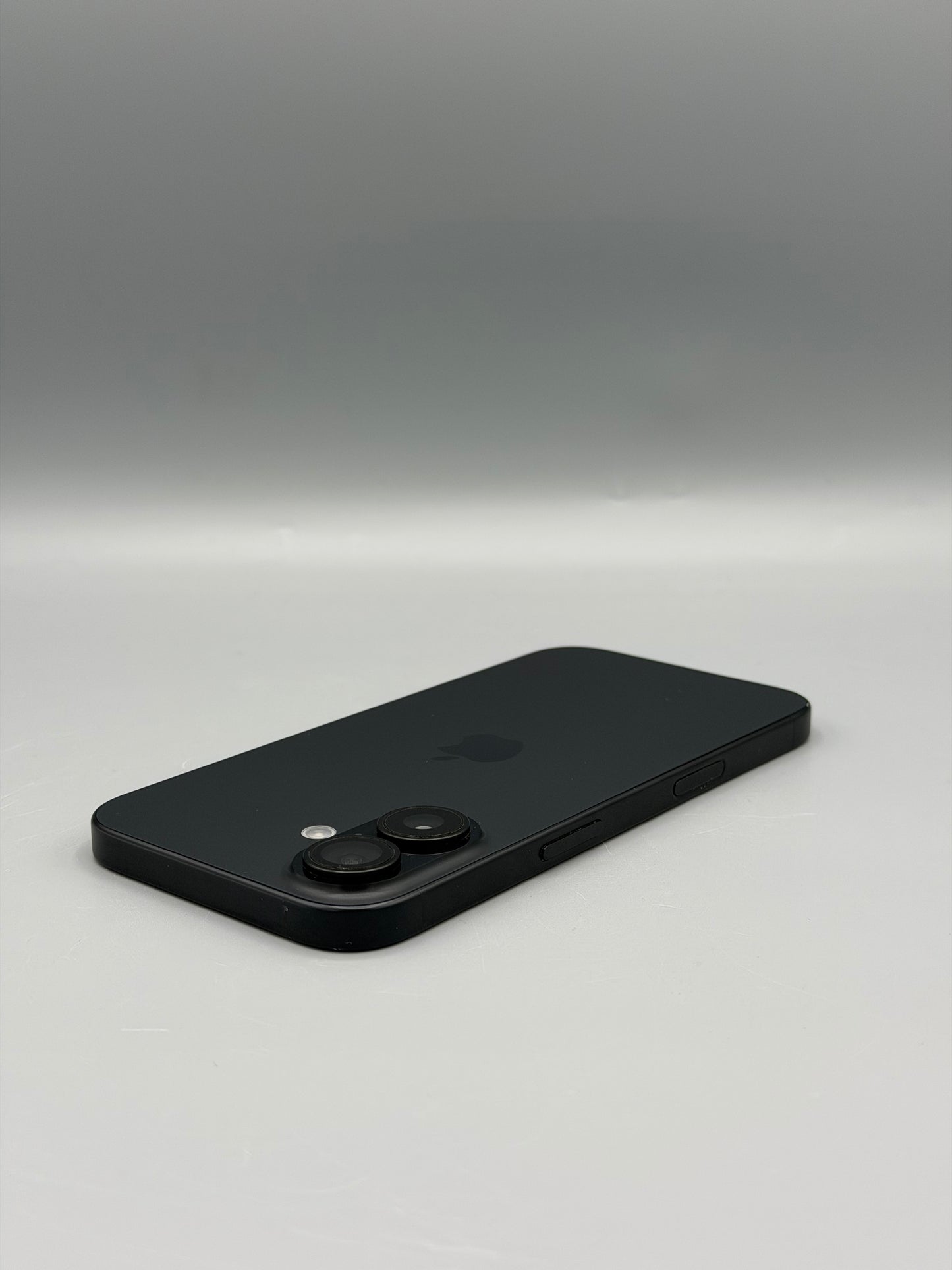 iPhone 16 , 128 GB, Baterie 89%, 429 Cicluri , Negru