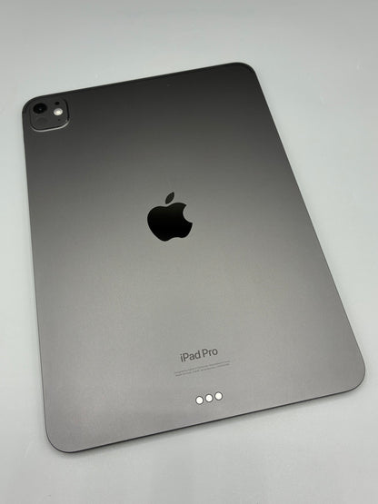 iPad Pro 11" (M4), 256GB, Baterie 97%, 97 Cicluri, Space Black
