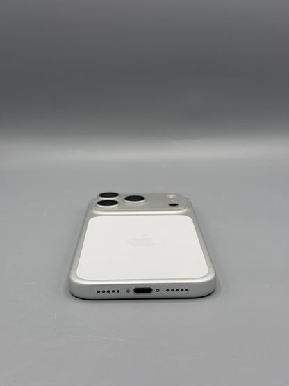 iPhone 17 Pro, 256 GB, Baterie 99%, 206 Cicluri, Silver