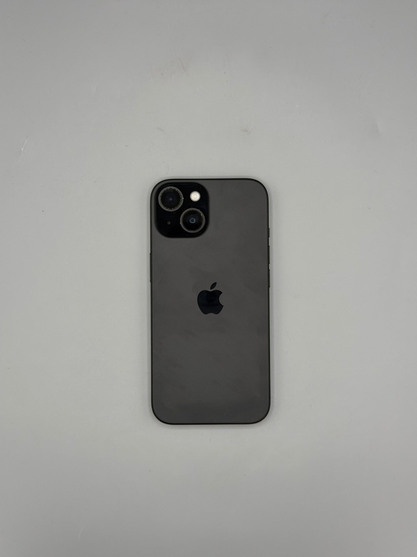 iPhone 15, 128 GB, Baterie 94%, 262 Cicluri,  Negru