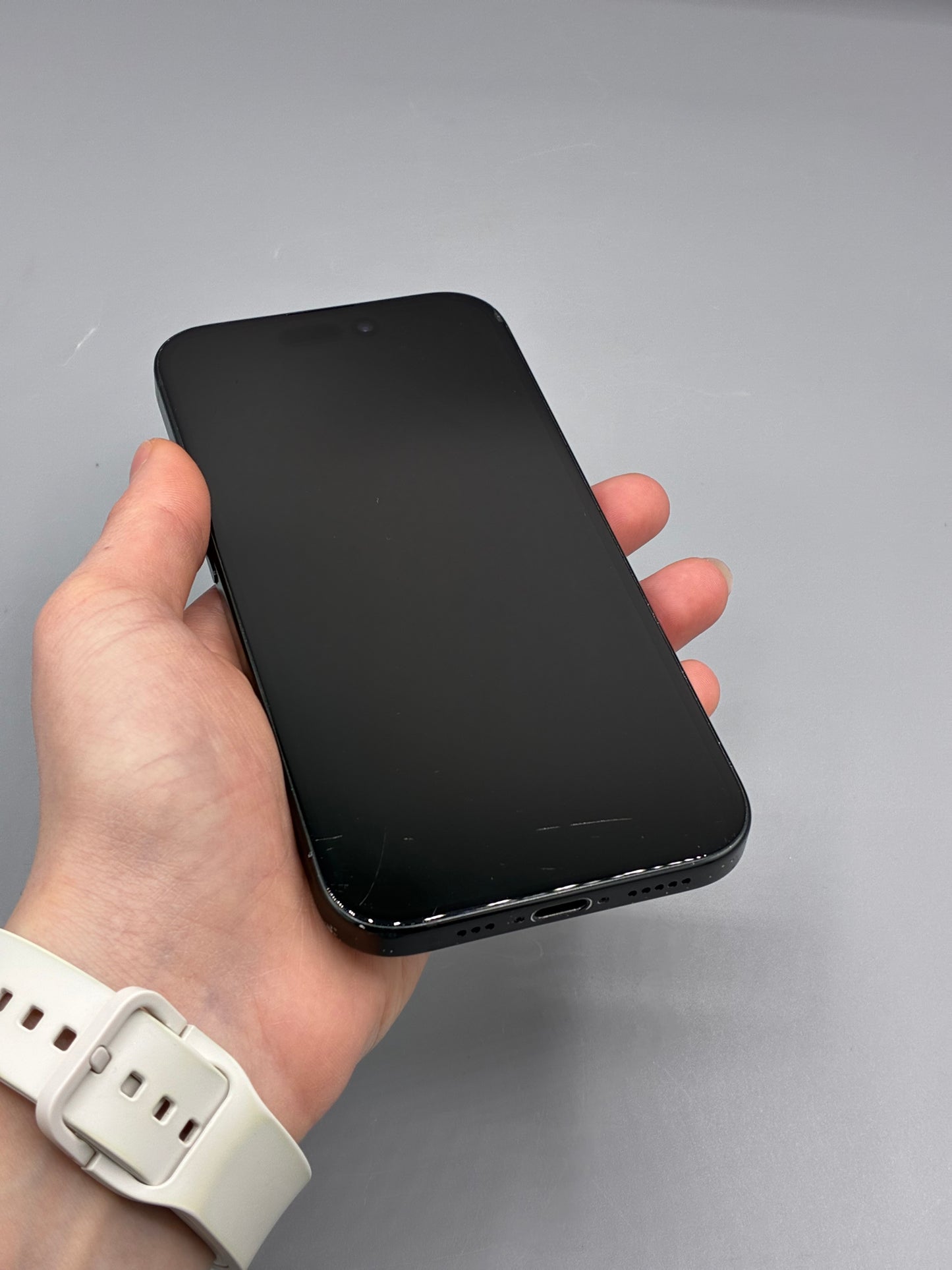 iPhone 15, 128 GB, Baterie 100%, Black