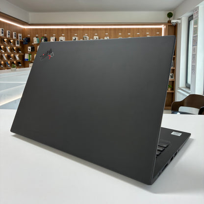 Laptop Lenovo ThinkPad X1 Carbon, Intel Core i5-10210U, 0 Cicluri, 14", 16GB RAM, 512GB SSD, Negru