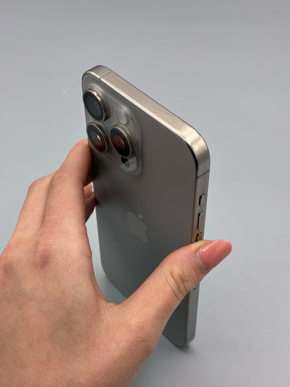 iPhone 15 Pro Max, 256 GB, Baterie 100%, Natural Titanium