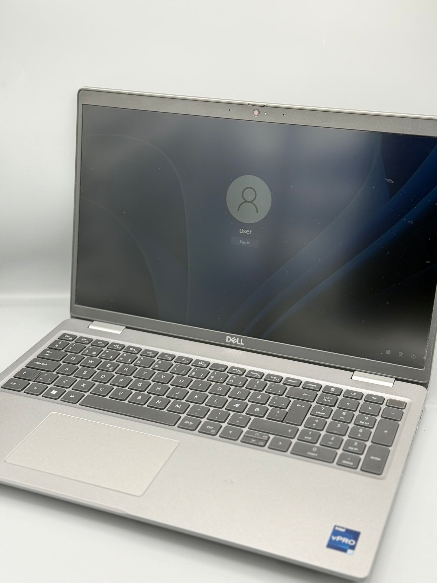 Laptop Dell Latitude 5531 | i7 GEN 12 | 32 GB | 1TB SSD | Windows 11 | Display 15.6 inch Full HD | Incărcător Original