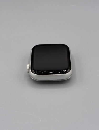 Apple Watch SE 2 (GPS), 40MM, Baterie 96%, Starlight