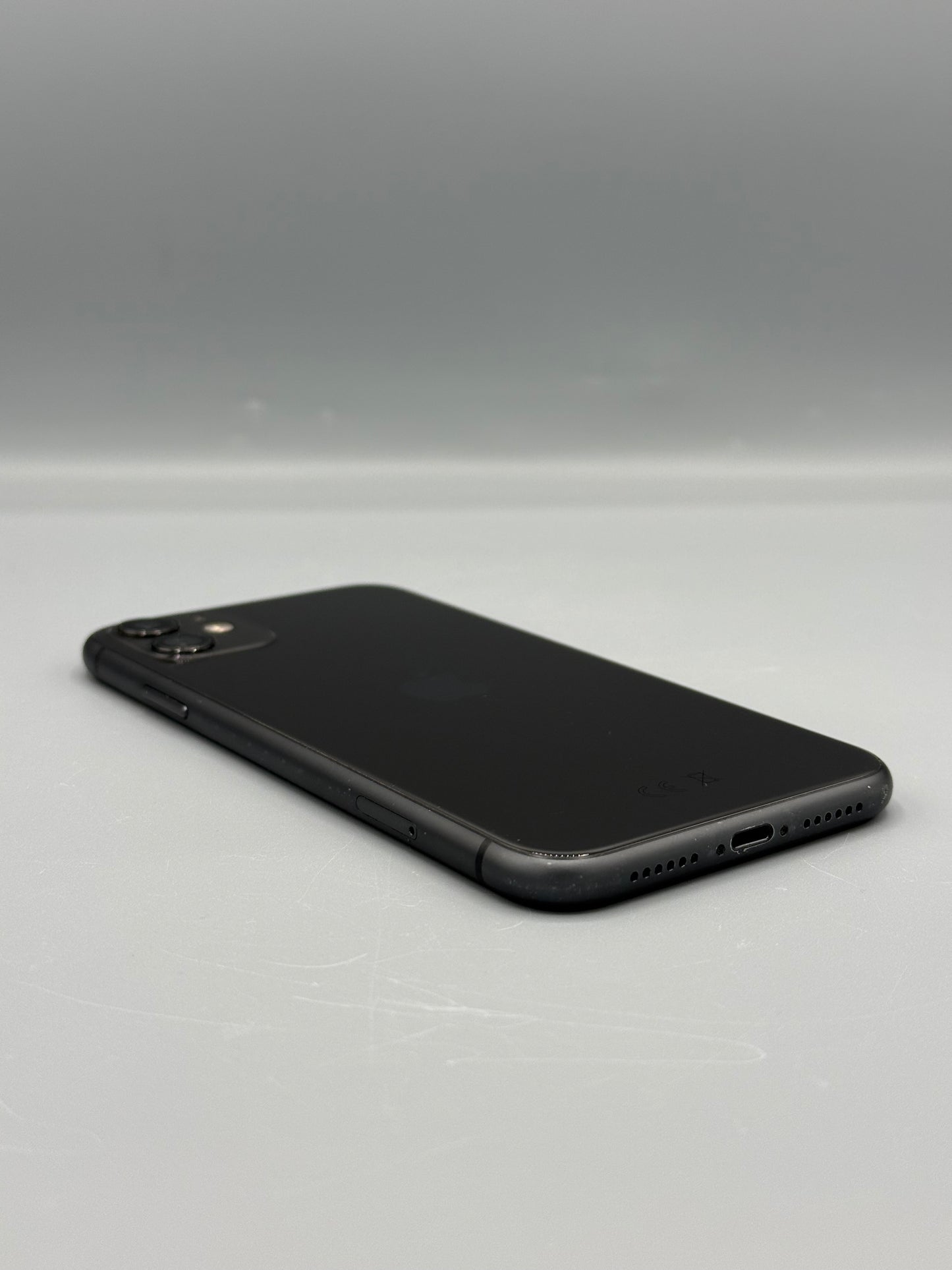 iPhone 11 | 64 GB | Baterie 100% | 0 Cicluri | Negru