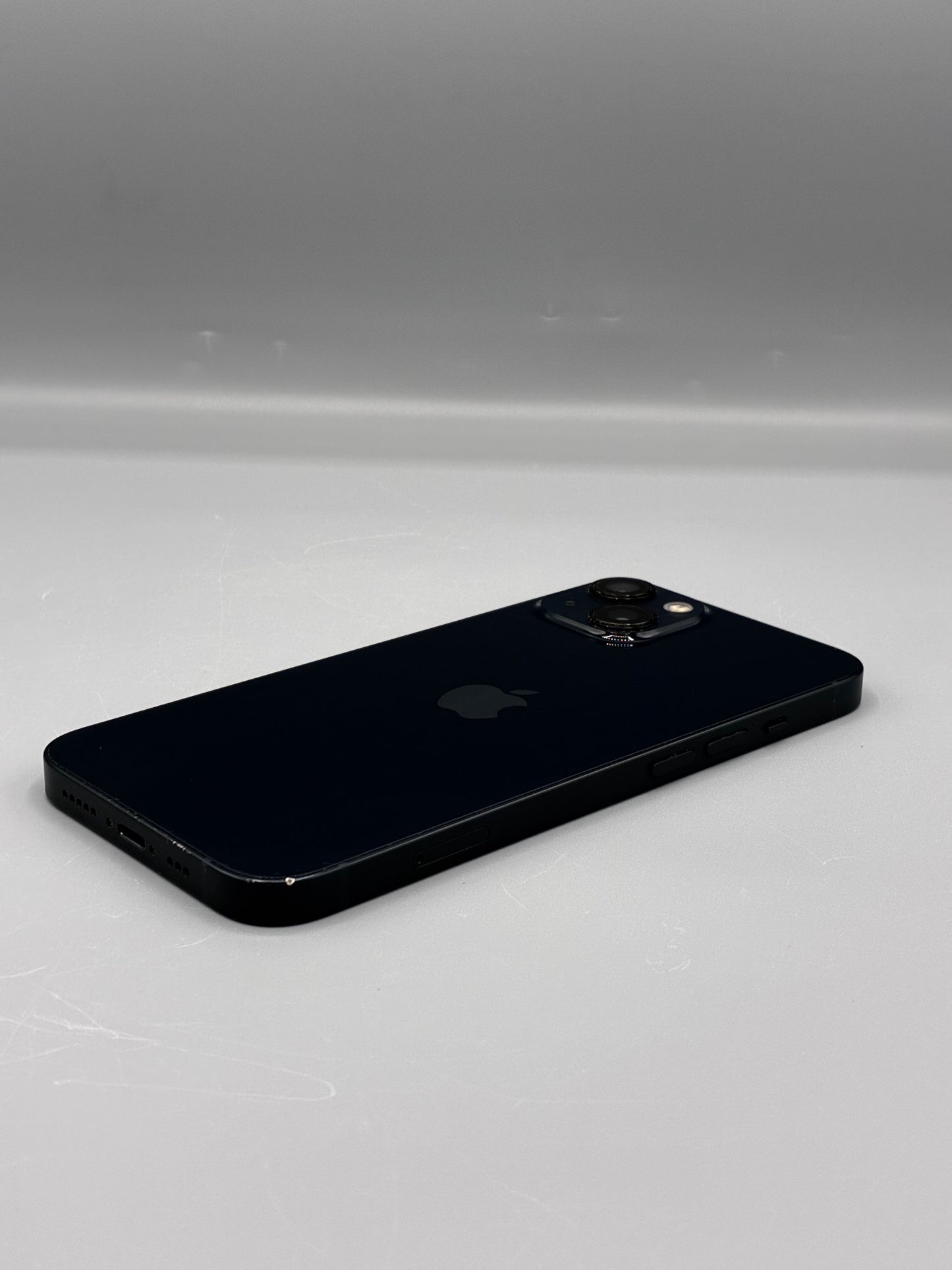 iPhone 13, 128GB, Baterie 100%, Midnight