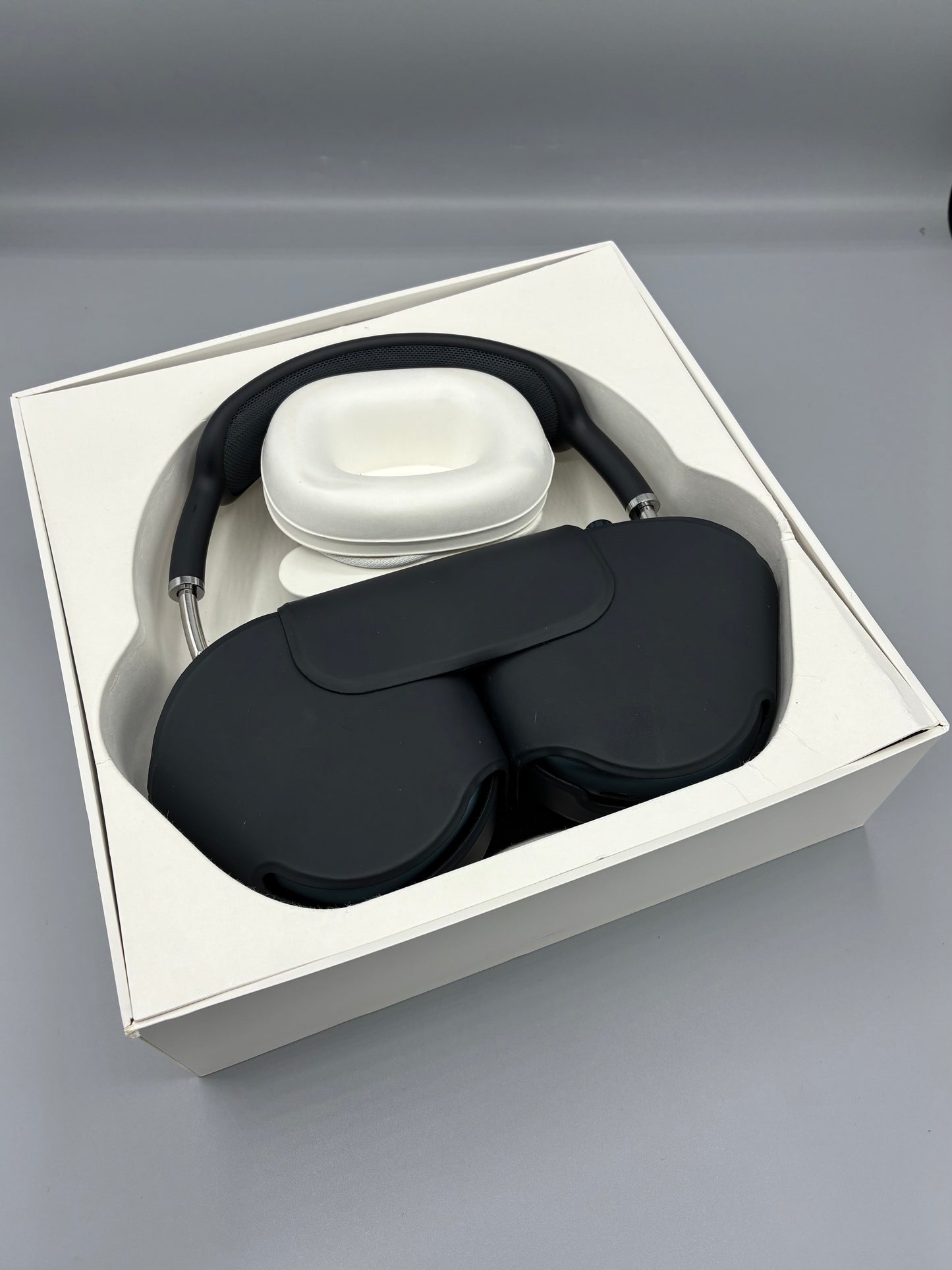 Casti Apple AirPods Max (2024), Midnight