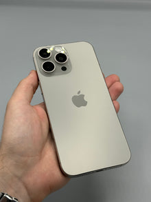 iPhone 16 Pro Max, 256 GB, Baterie 91%, Natural Titanium, Punct mic ecran