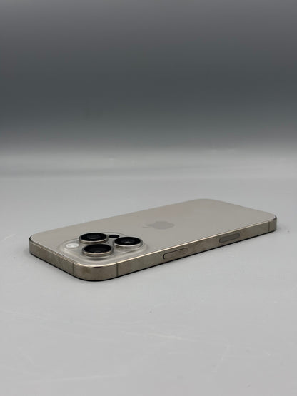 iPhone 15 Pro, 128 GB, Baterie 92% , 372 Cicluri, Natural Titanium