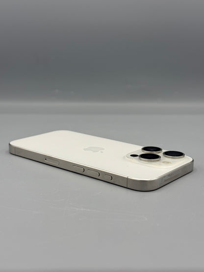 iPhone 15 Pro | 256 GB | Baterie 85% | 886 Cicluri | White Titanium