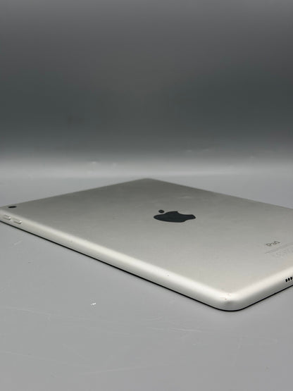iPad Generatia 5 / 32 GB / Ecran fisurat / Alb