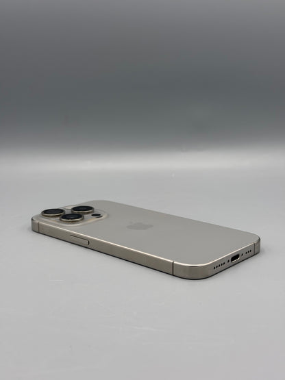 iPhone 15 Pro, 1 TB, Baterie 99% , 96 Cicluri, Natural Titanium