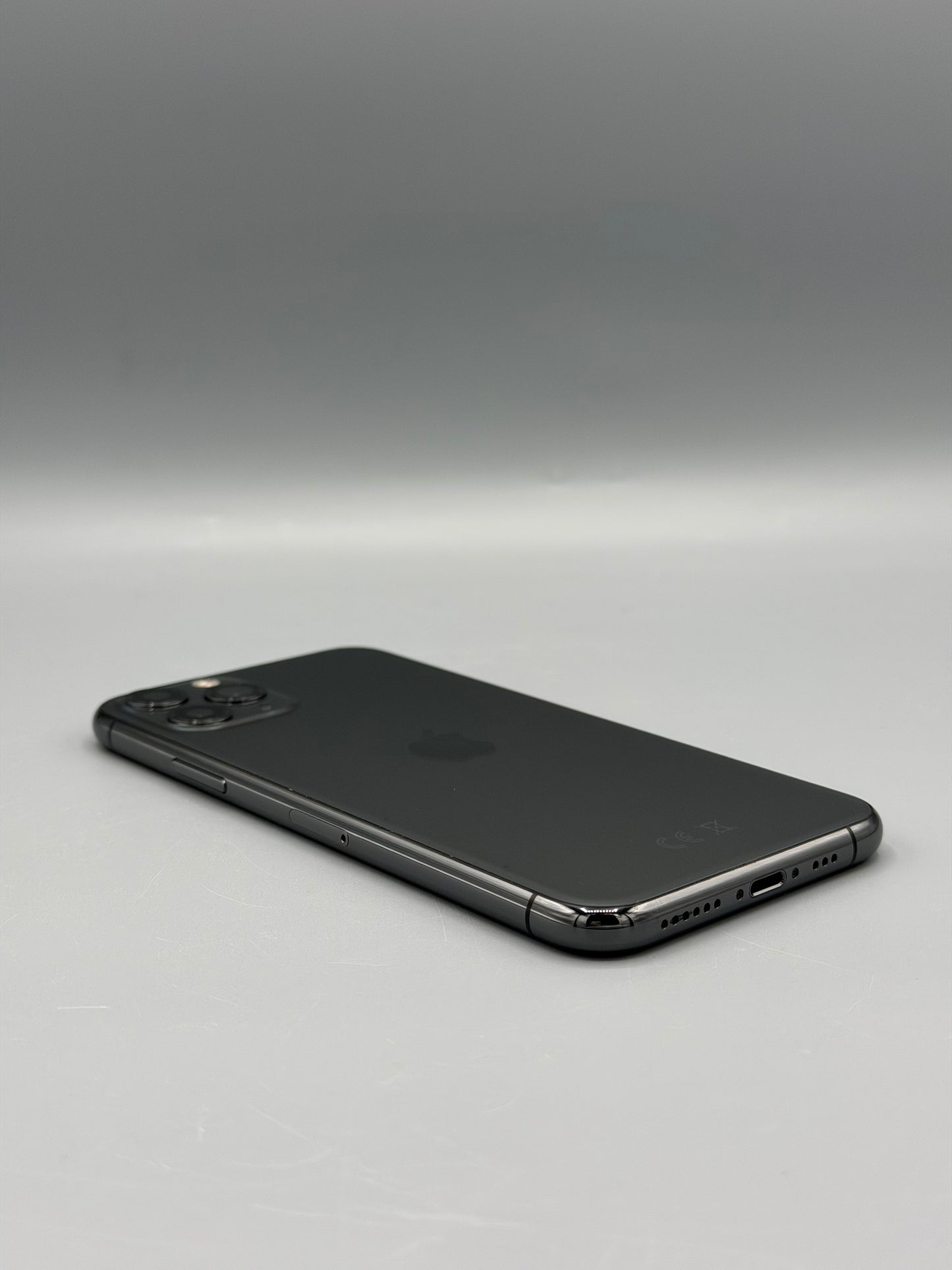iPhone 11 Pro, 64 GB, Baterie 100%, Space Gray