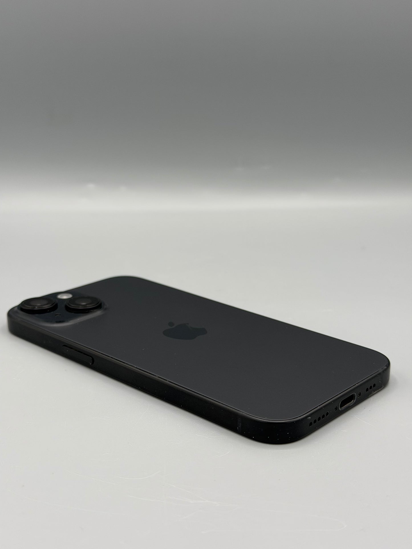 iPhone 15, 128 GB, Baterie 100%,0 Cicluri,  Negru