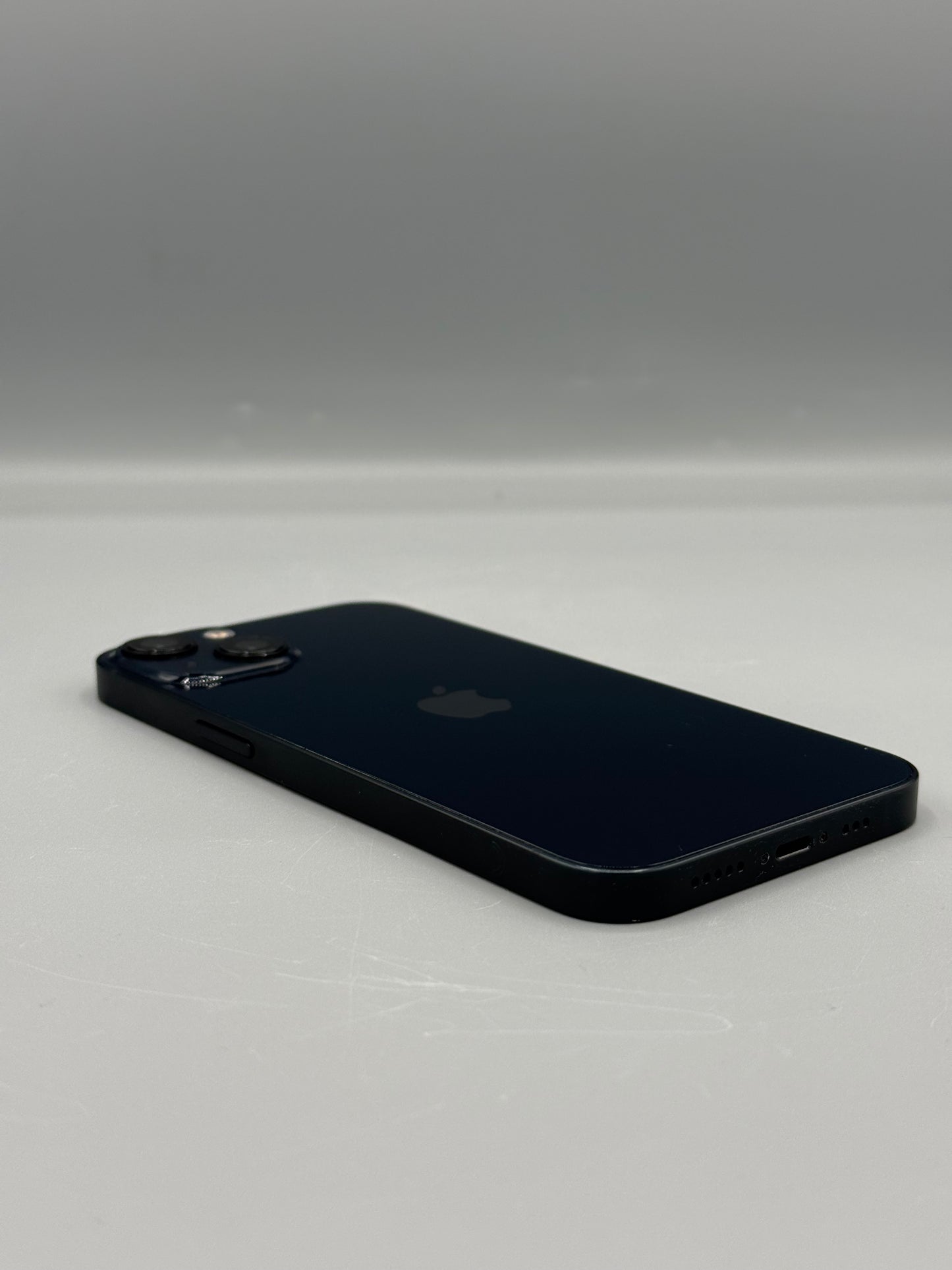 iPhone 13 | 128 GB | Baterie 100% | 0 Cicluri | Negru