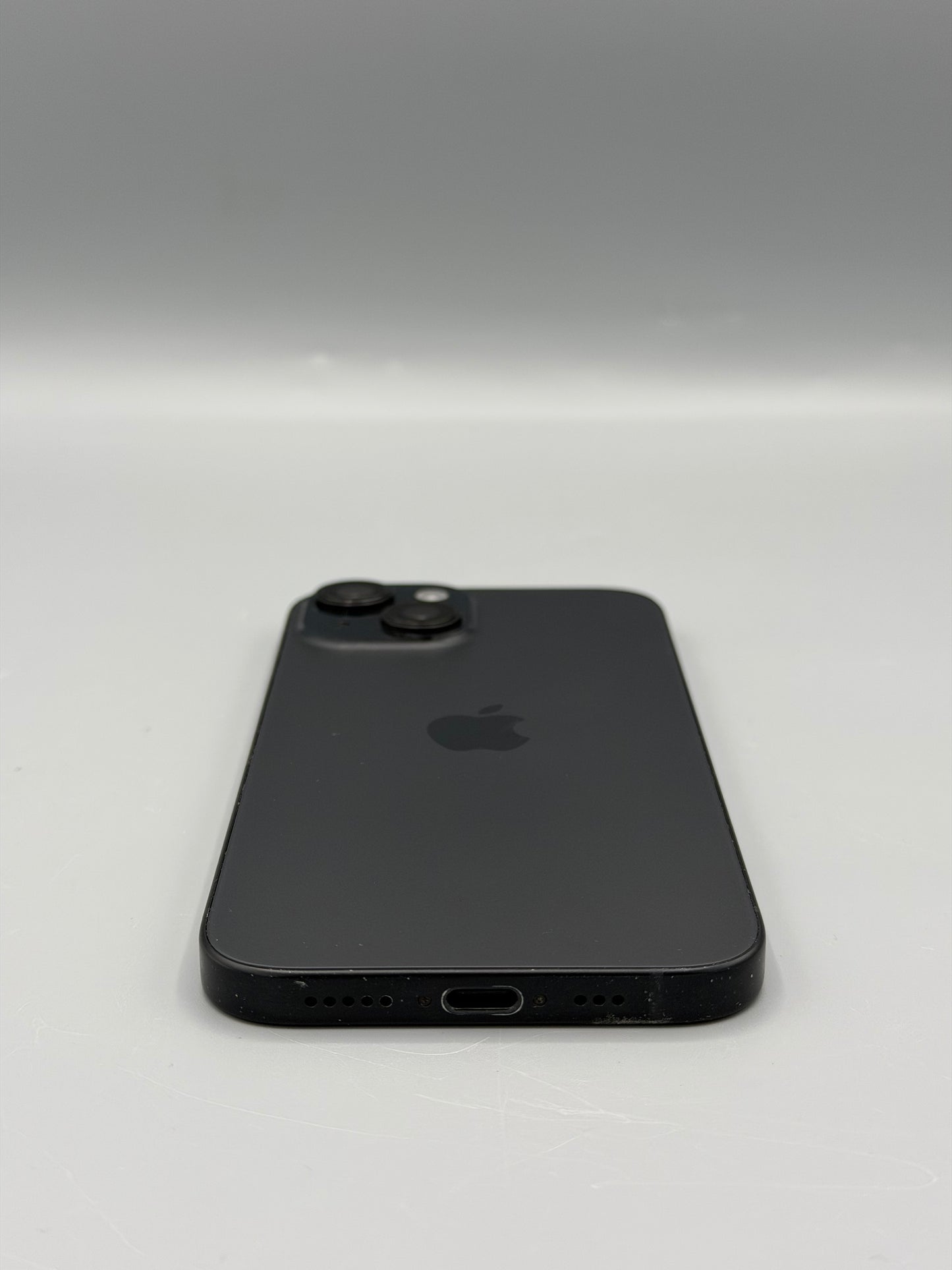 iPhone 15, 128 GB, Baterie 100%,0 Cicluri,  Negru