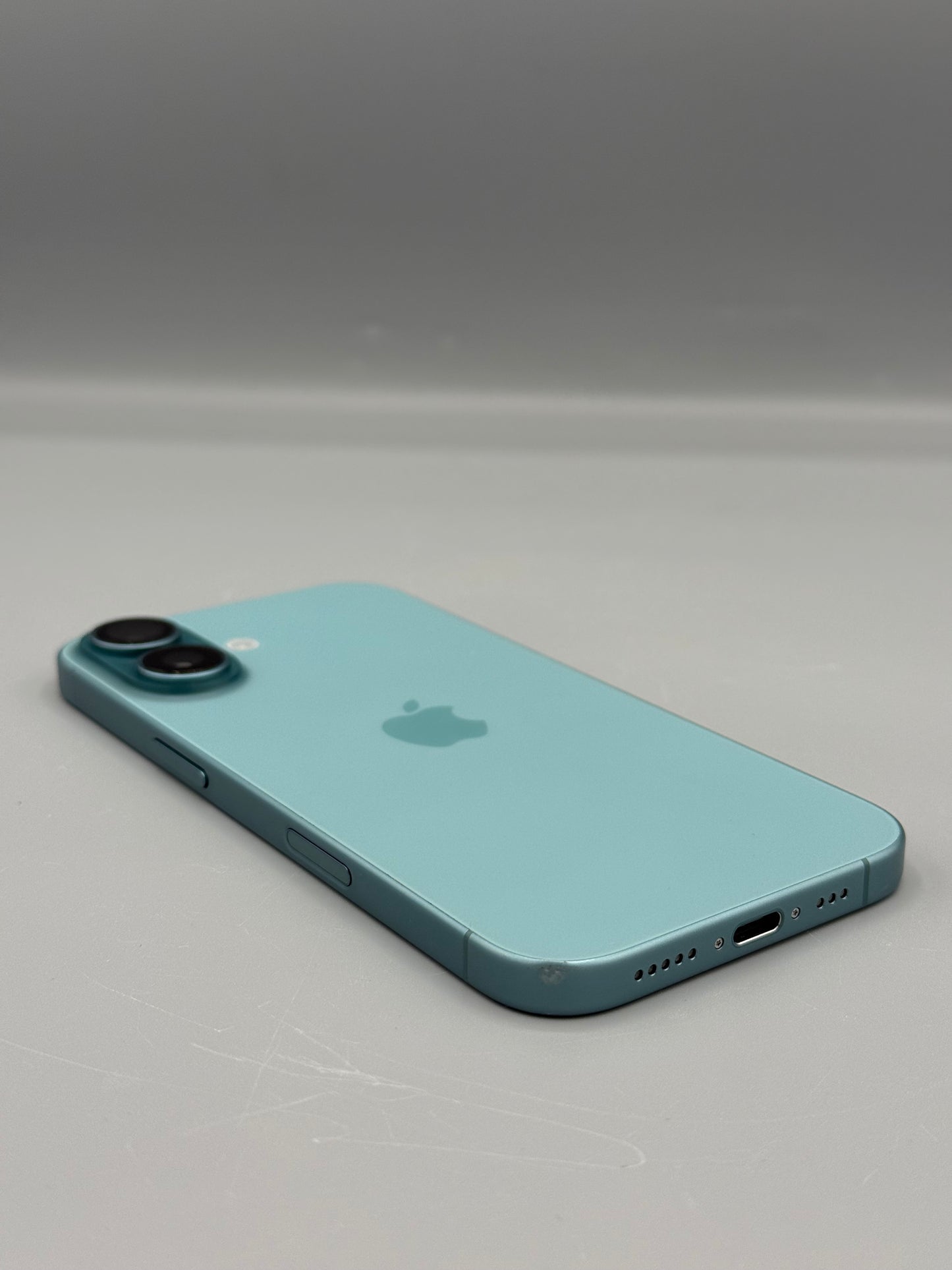 iPhone 16 | 128 GB | Baterie 100% | 114 Cicluri | Teal