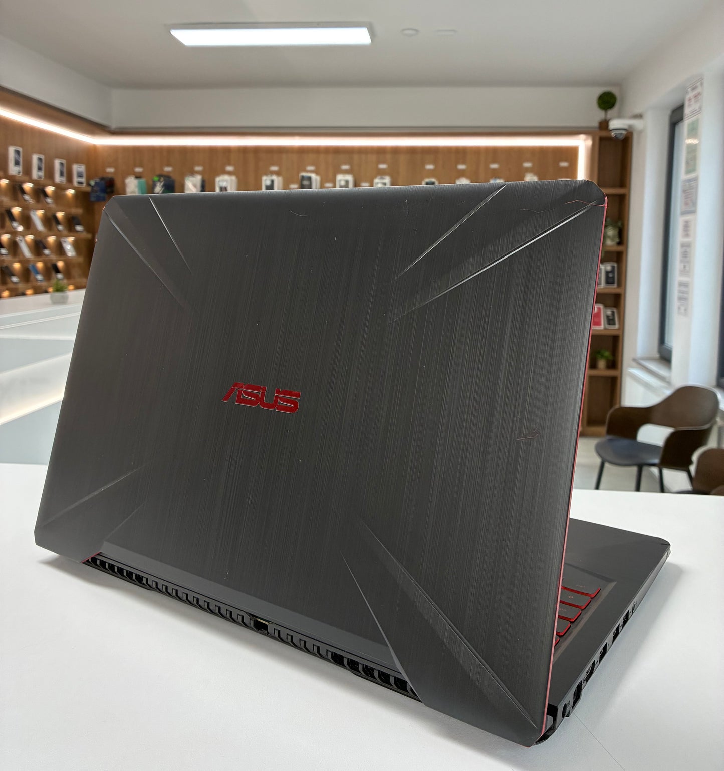 Laptop Gaming Asus TUF FX504G, i5-8300H, 16 GB RAM, 256 GB SSD, 15.6", Windows 10, Incarcator