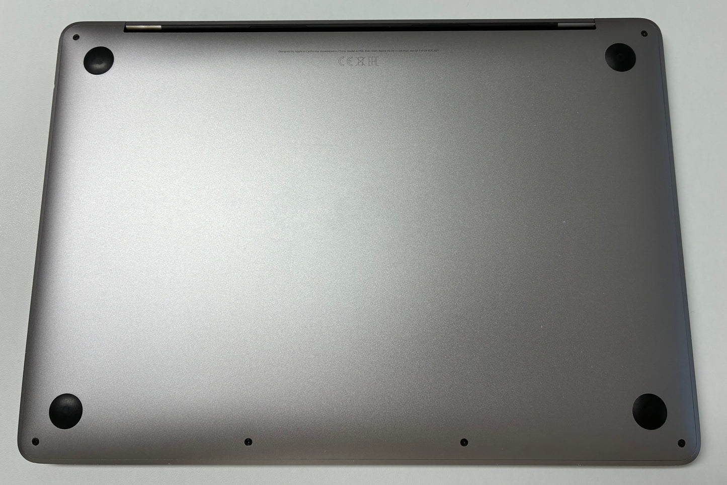 Laptop Apple MacBook Pro 13" 2019, i5, 8GB RAM, 128GB SSD, 556 Cicluri