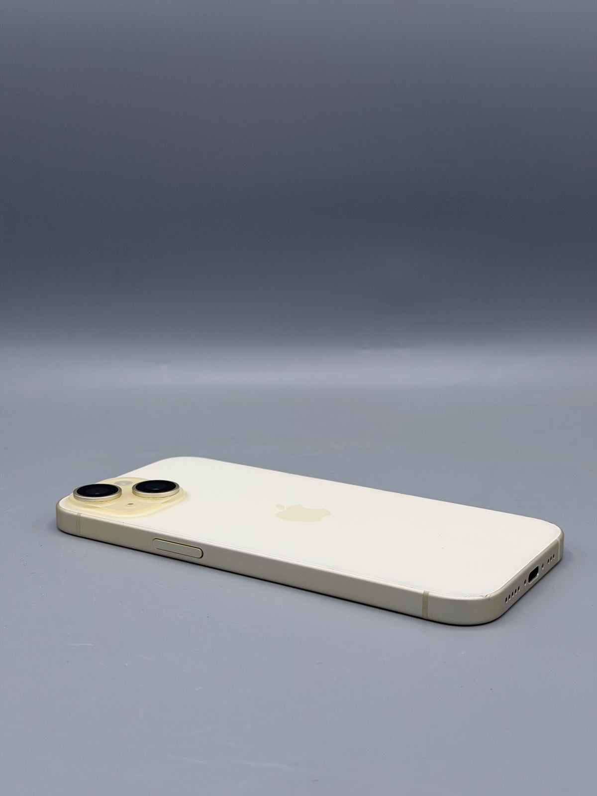 iPhone 15, 256 GB, Baterie 100%, 0 Cicluri, Galben