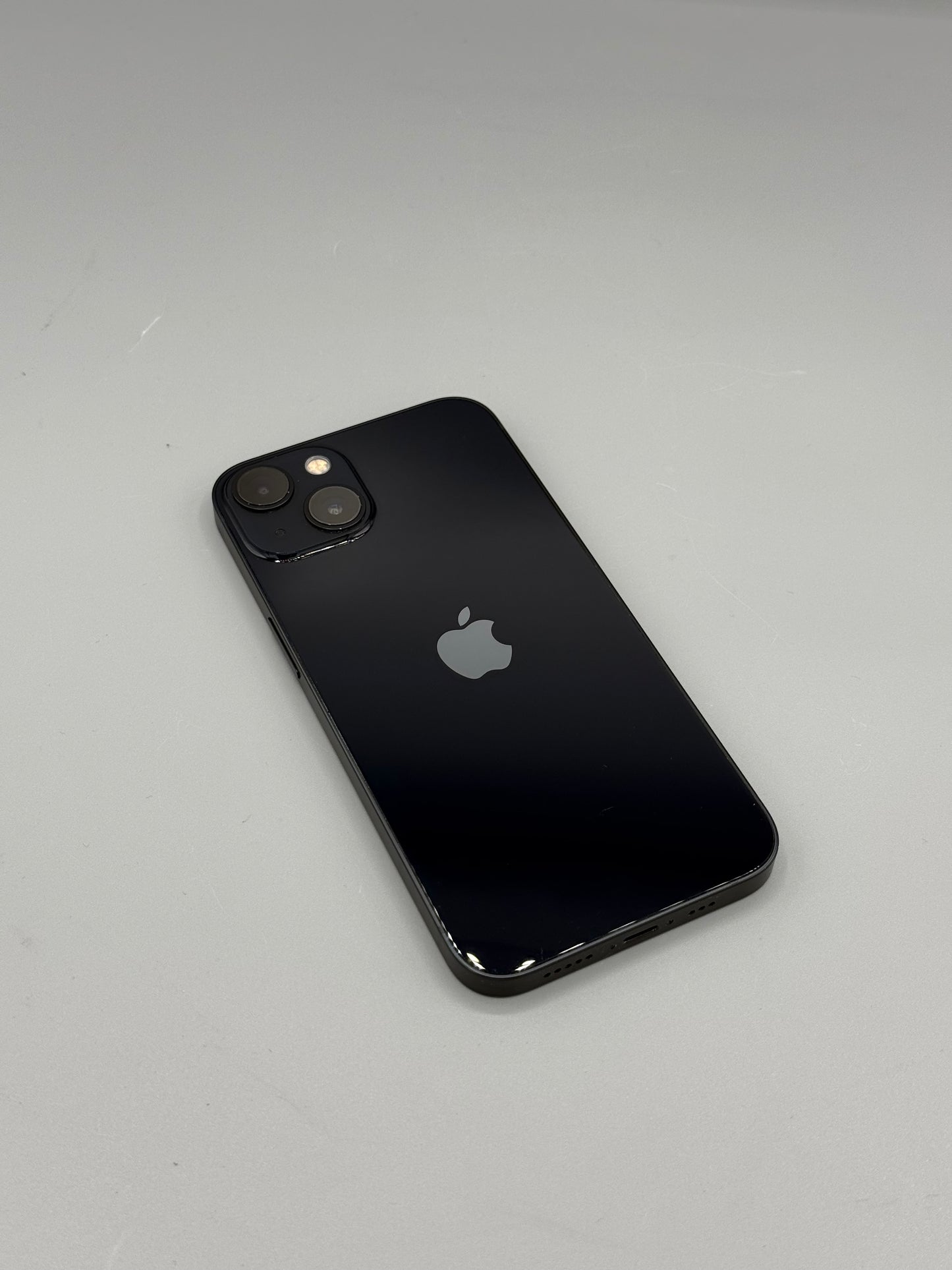 iPhone 13 | 128 GB | Baterie 100% | 0 Cicluri | Negru