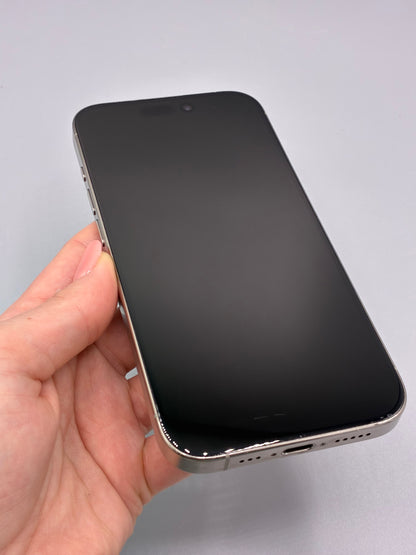 iPhone 15 Pro, 256 GB, Baterie 100%, eSIM, Natural Titanium