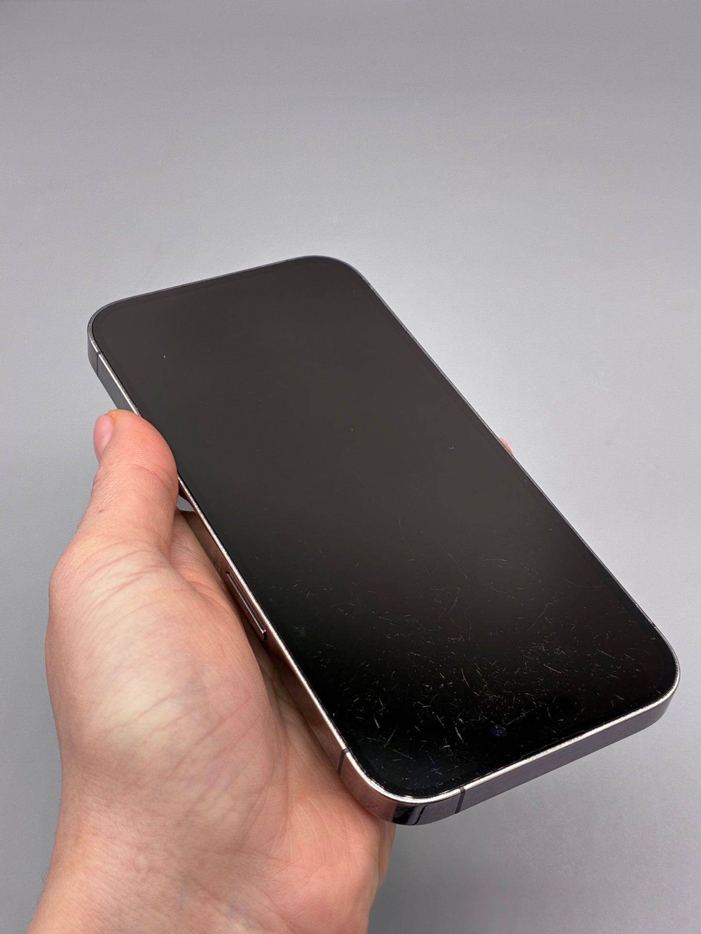 iPhone 14 Pro, 256 GB, Baterie 100%,Mov, Zgariat ecran, Zgariat rama