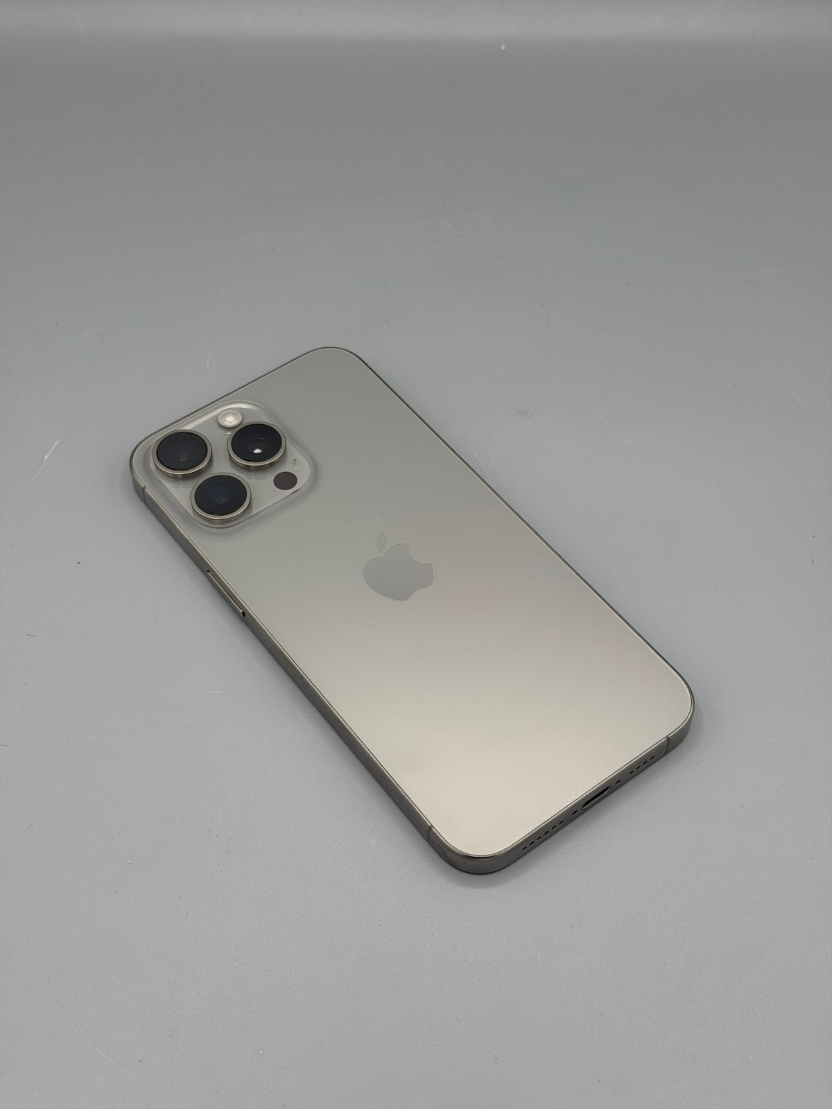 iPhone 15 Pro Max, 256 GB, Baterie 89%,389 Cicluri, Natural Titanium