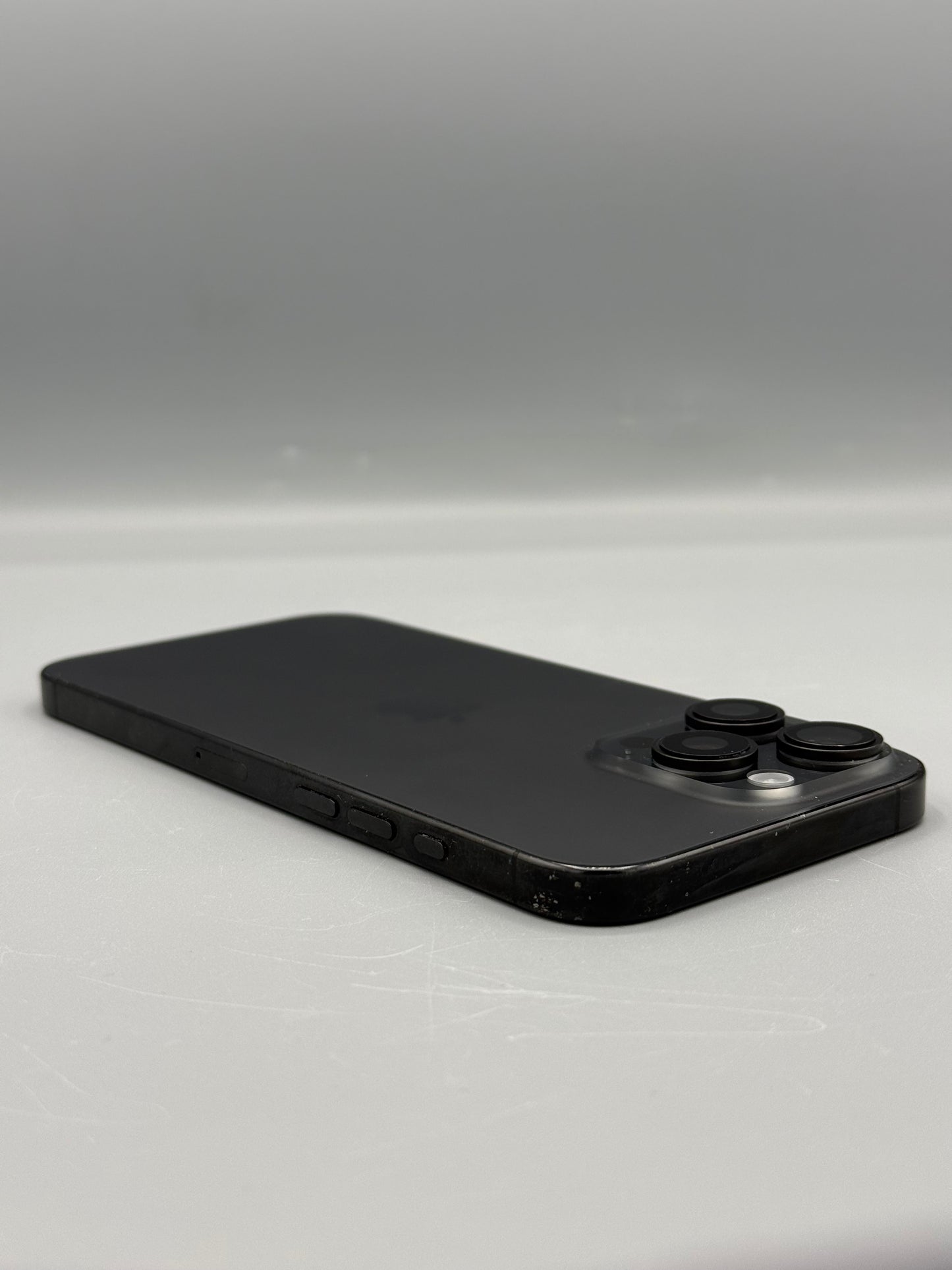 iPhone 16 Pro Max | 512 GB | Baterie 97% | 271 Cicluri | Black Titanium