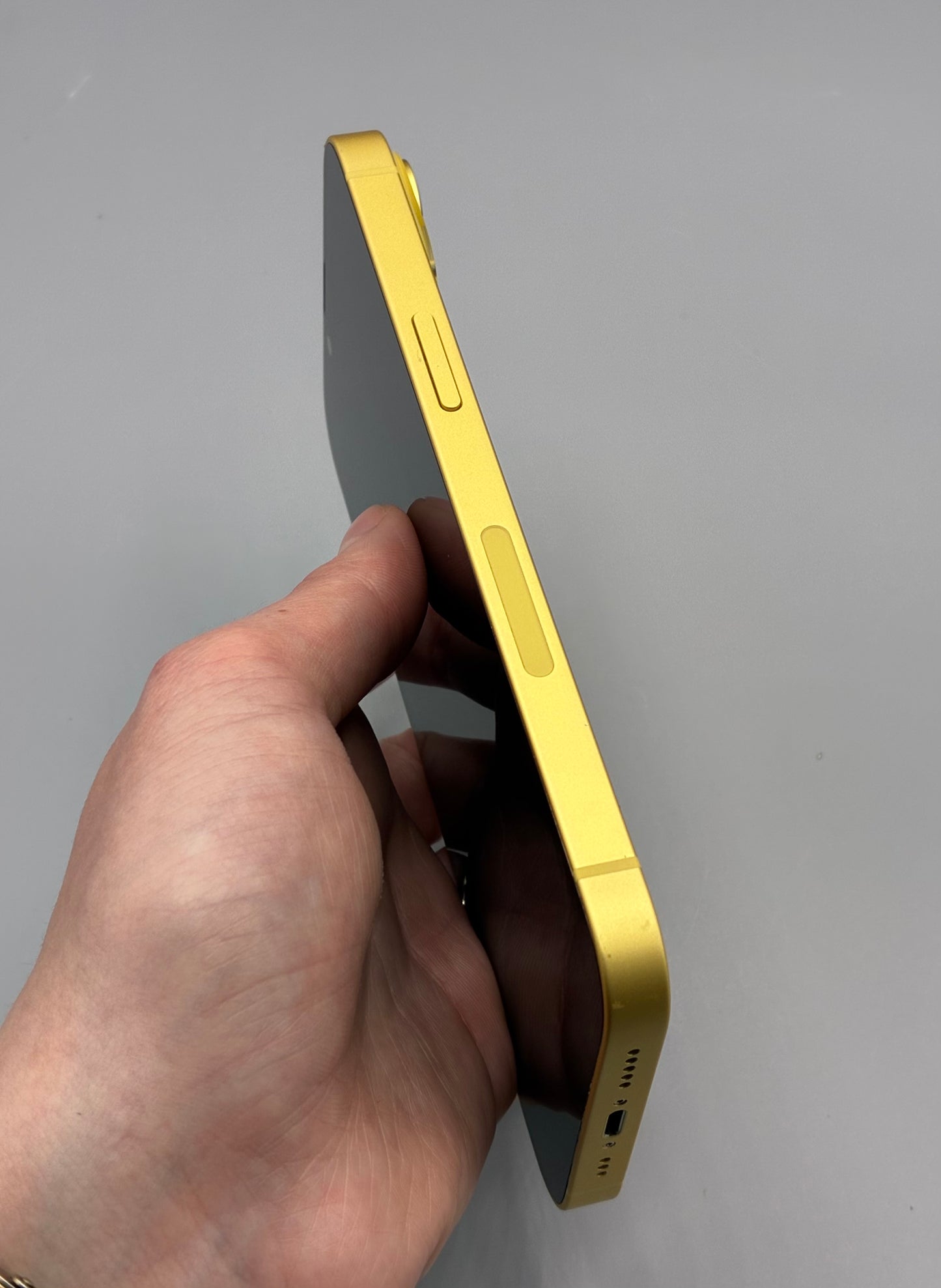 iPhone 14, 128GB, Baterie 88%, Yellow