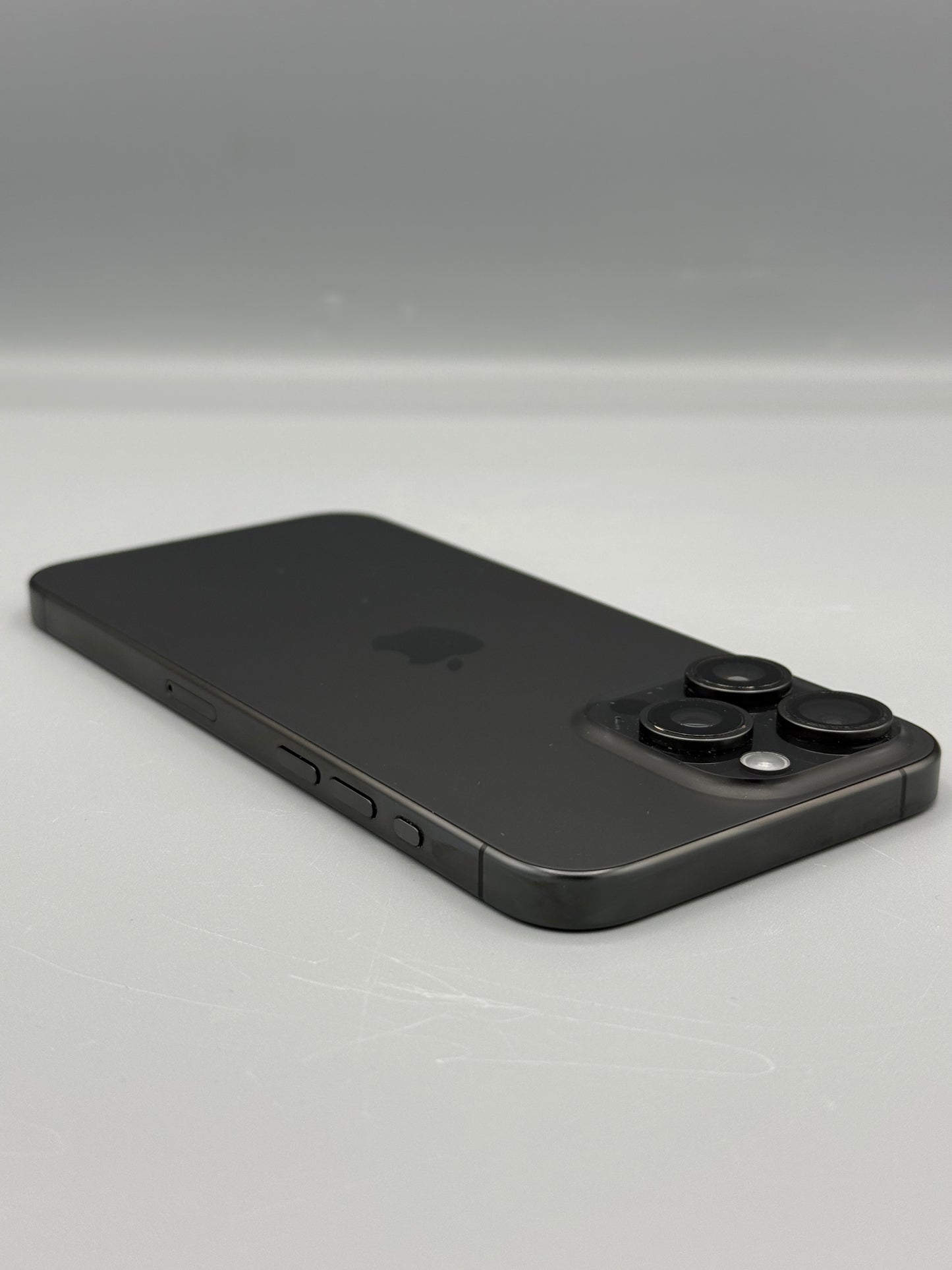 iPhone 15 Pro Max ,256 GB, Baterie 89%, 608 Cicluri, Black Titanium