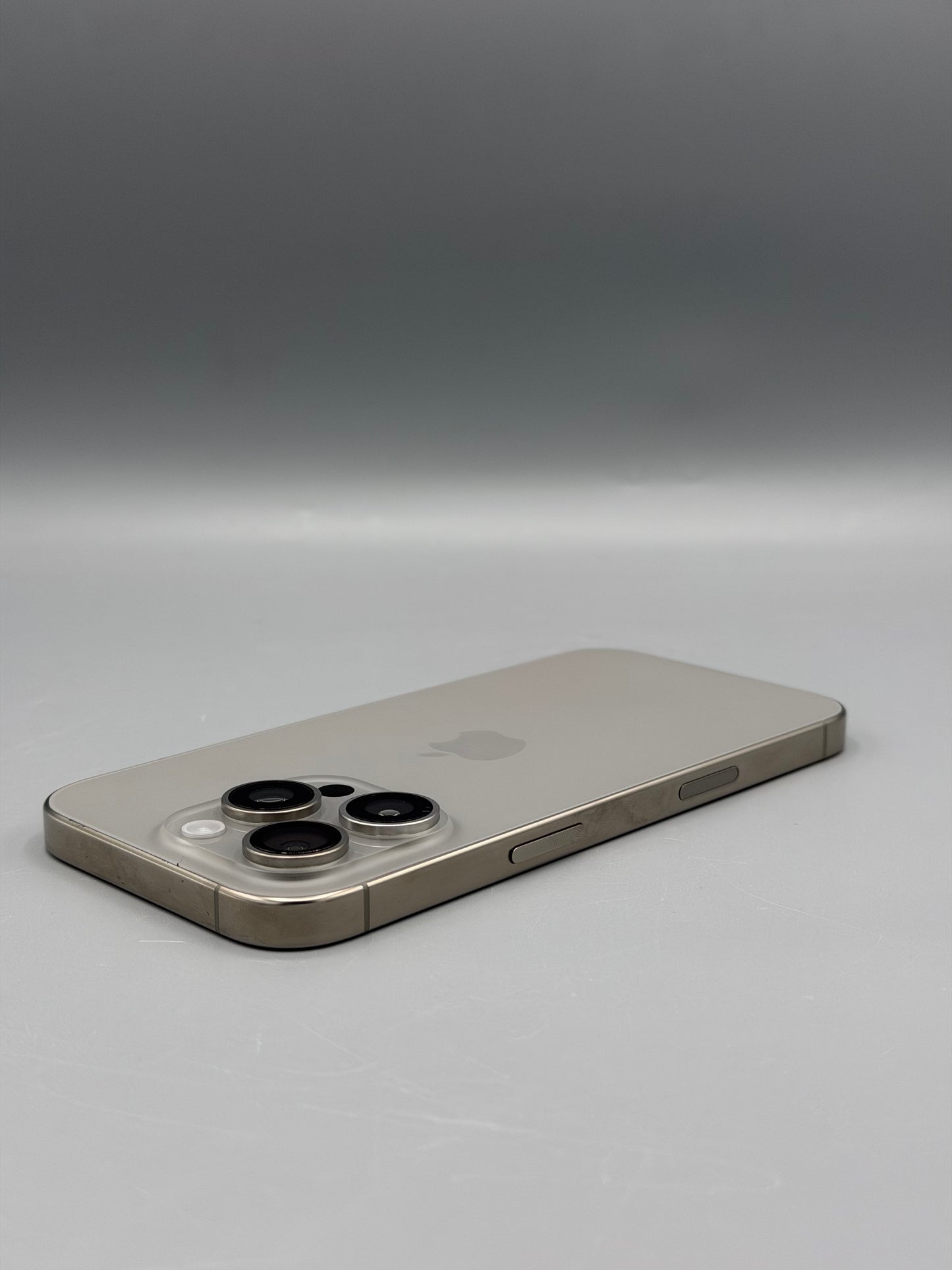 iPhone 16 Pro, 128 GB , Baterie 92%, 373 Cicluri, Natural Titanium