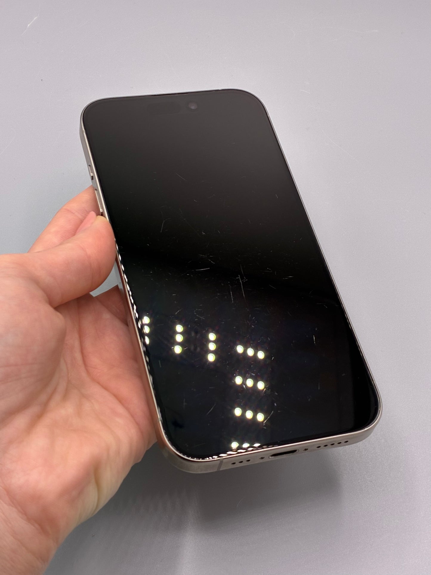 iPhone 15 Pro, 128 GB, Baterie 100%, Natural Titanium