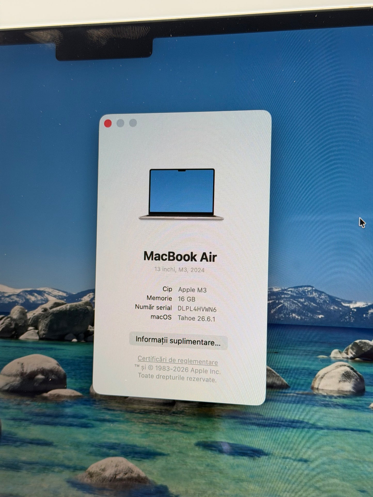 MacBook Air 13" ,256 GB, 16 GB RAM, Procesor M3 , Silver , Baterie 86% , 505 Cicluri