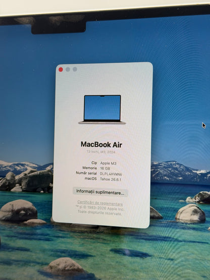 MacBook Air 13" ,256 GB, 16 GB RAM, Procesor M3 , Silver , Baterie 86% , 505 Cicluri