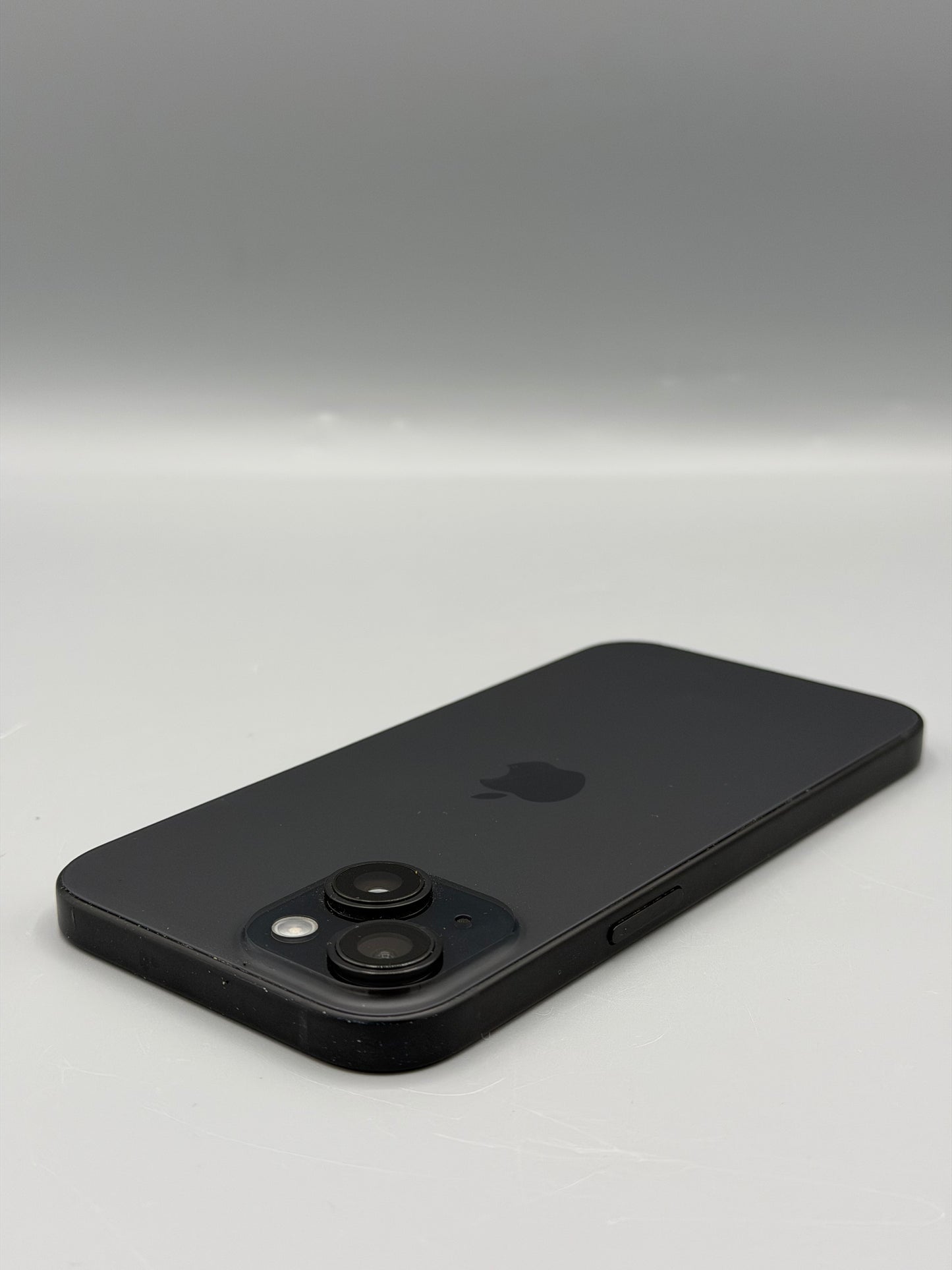 iPhone 15, 128 GB, Baterie 100%,0 Cicluri,  Negru