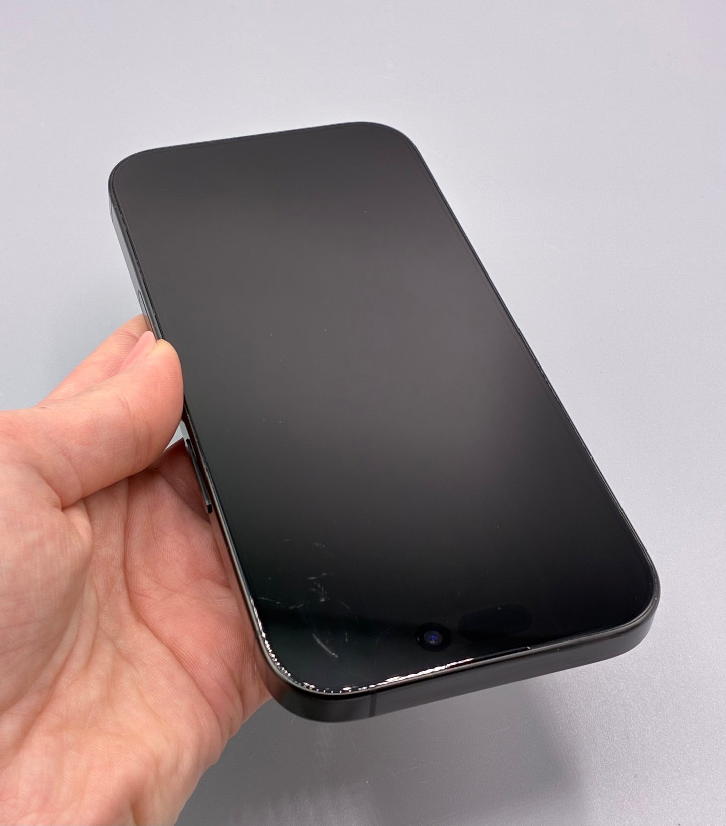 iPhone 16 Pro, 128 GB, Baterie 89%, Black Titanium