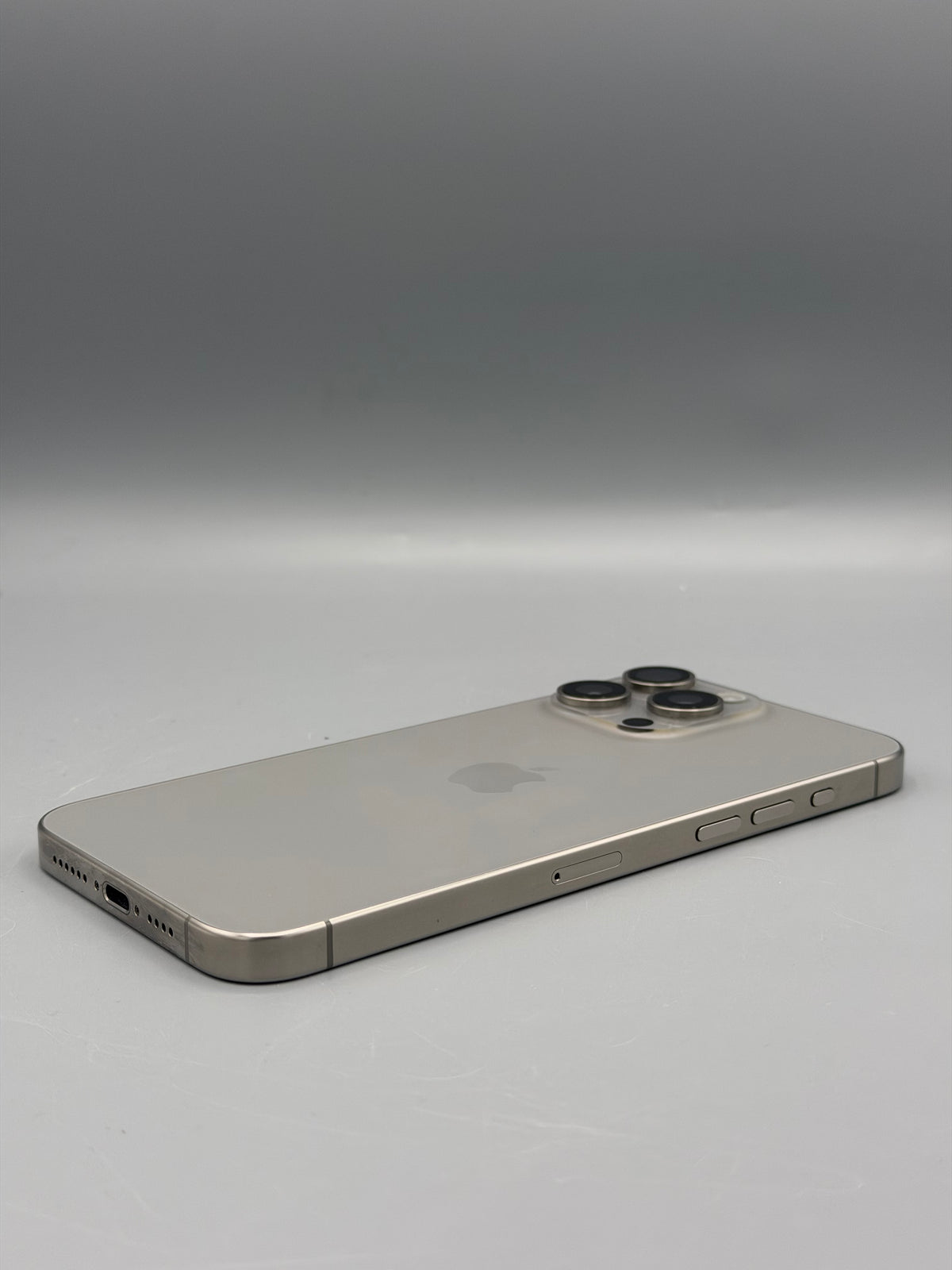 iPhone 15 Pro Max, 256 GB, Baterie 91%,395 Cicluri, Natural Titanium
