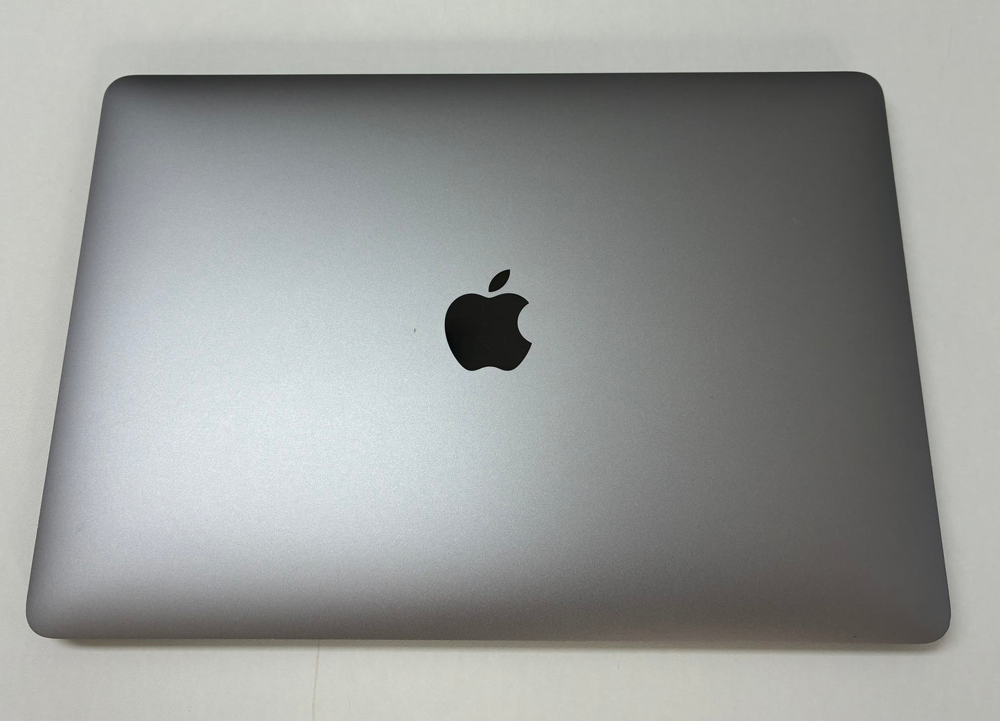 Laptop Apple MacBook Pro 13.3" 2017, i5, 8 GB RAM, 512 GB SSD, 352 Cicluri