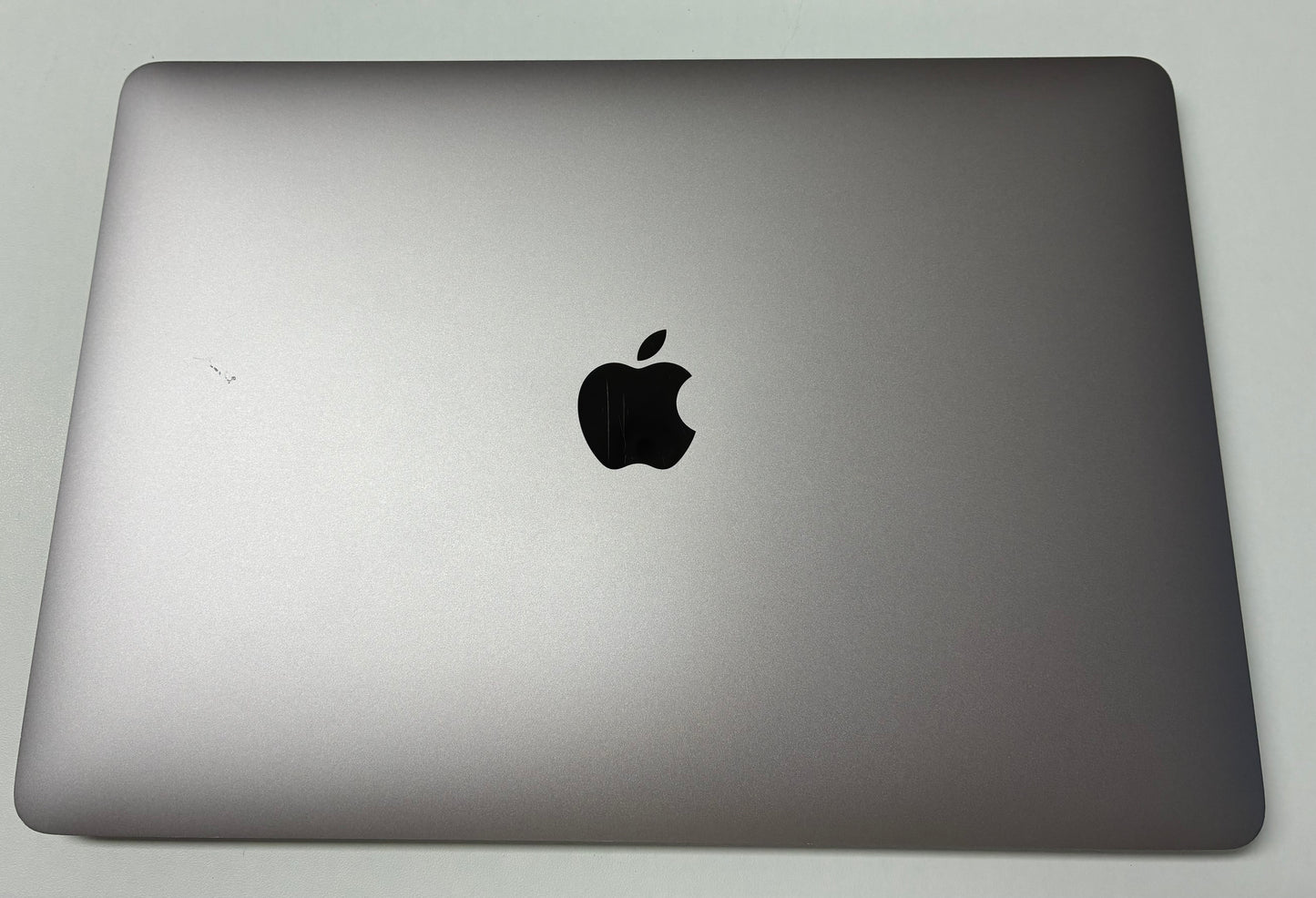 Laptop Apple MacBook Pro 13" 2019, i5, 8GB RAM, 128GB SSD, 556 Cicluri