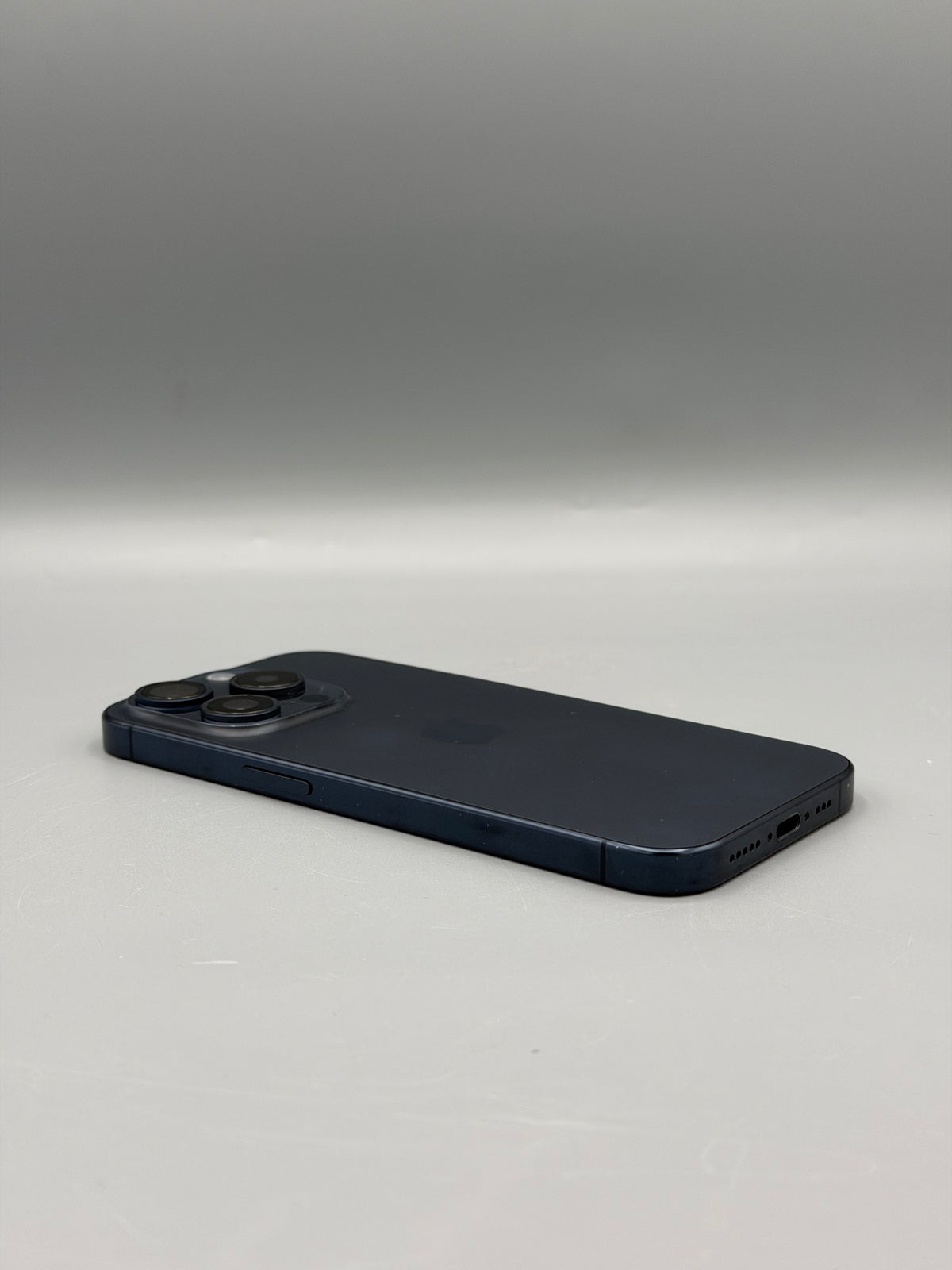 iPhone 15 Pro, 128 GB, Baterie 91% , 463 Cicluri, Blue Titanium