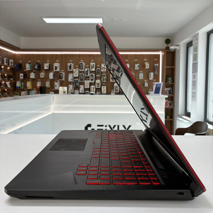 Laptop Asus TUF Gaming FX504GD, i5-8300H, 8 GB RAM, 256 GB SSD, 15.6", Windows 11 Pro, fara incarcator